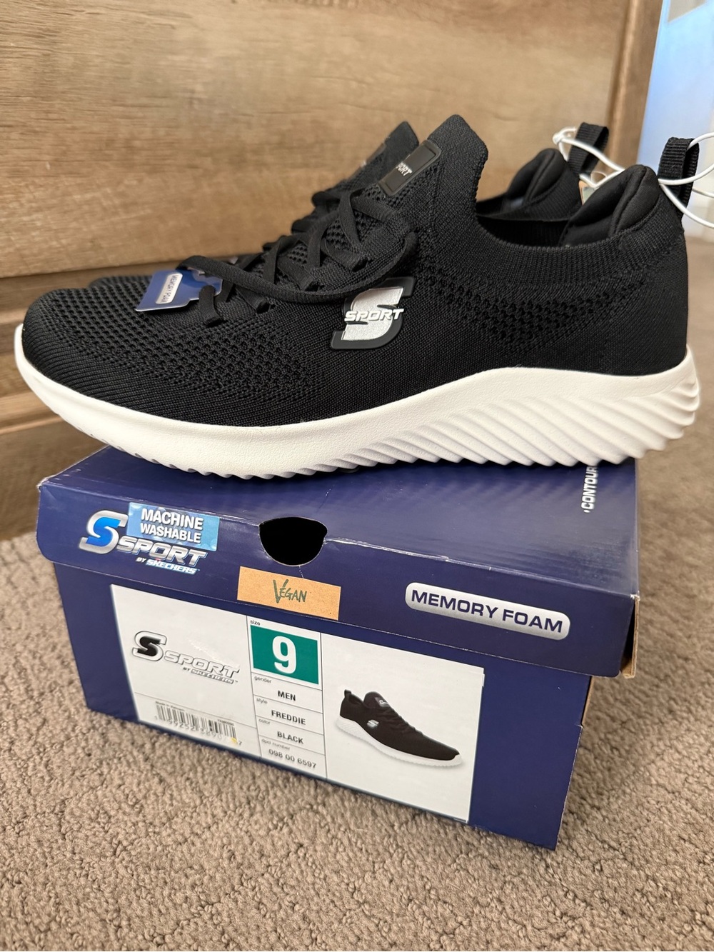 Skechers S Sport Size 9